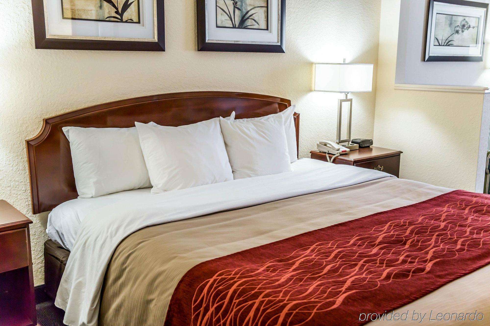 Best Western Shallotte / Ocean Isle Beach Hotel Экстерьер фото