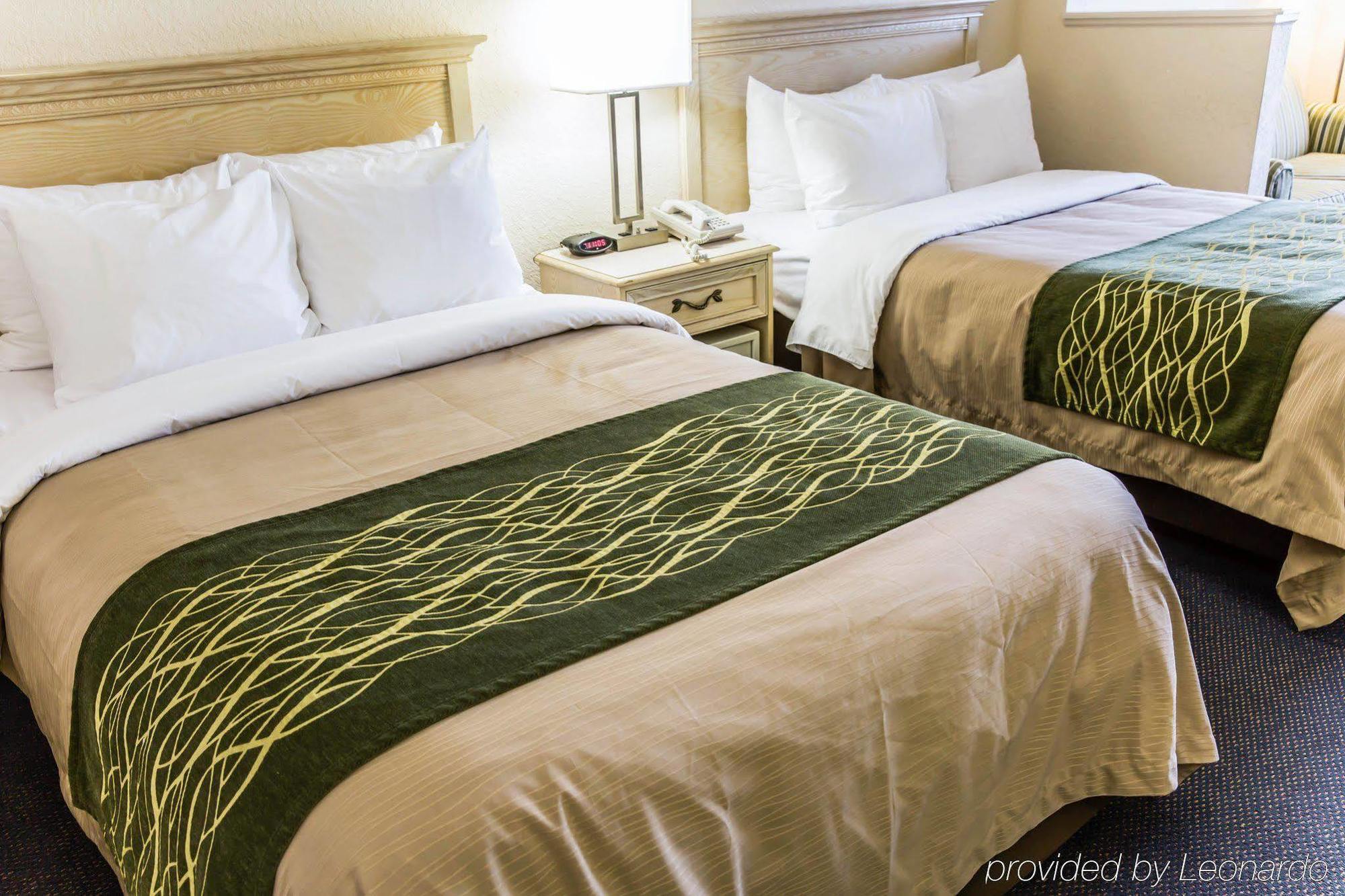 Best Western Shallotte / Ocean Isle Beach Hotel Экстерьер фото